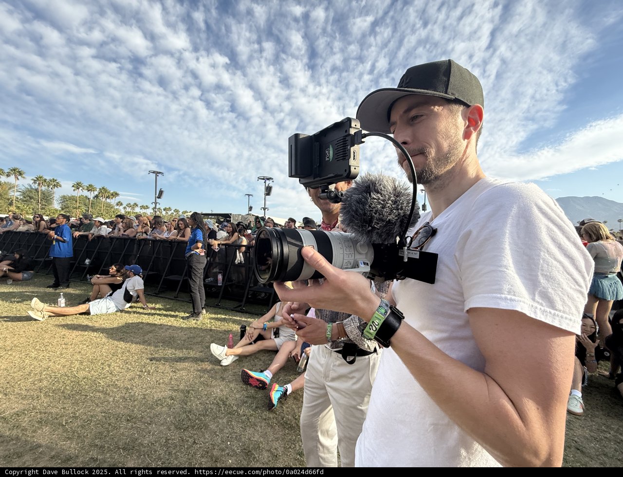 Capturing Moments Under the Open Sky