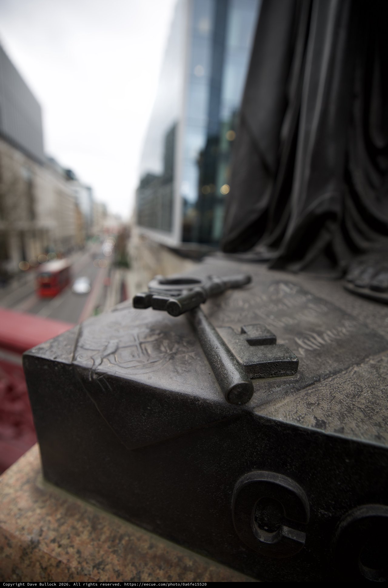 The Key to London: Symbolic Sculpture on Urban Ledge