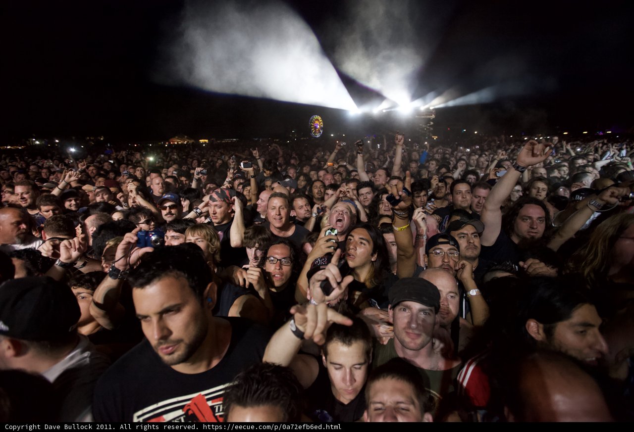 Big Four Festival Concertgoers Raise the Roof
