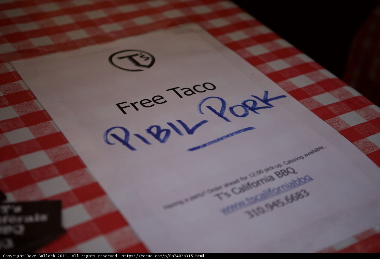 Free Taco Sign on Table at Plata Wine Party
