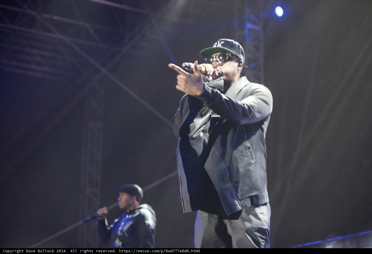Spotlight on the Entertainer