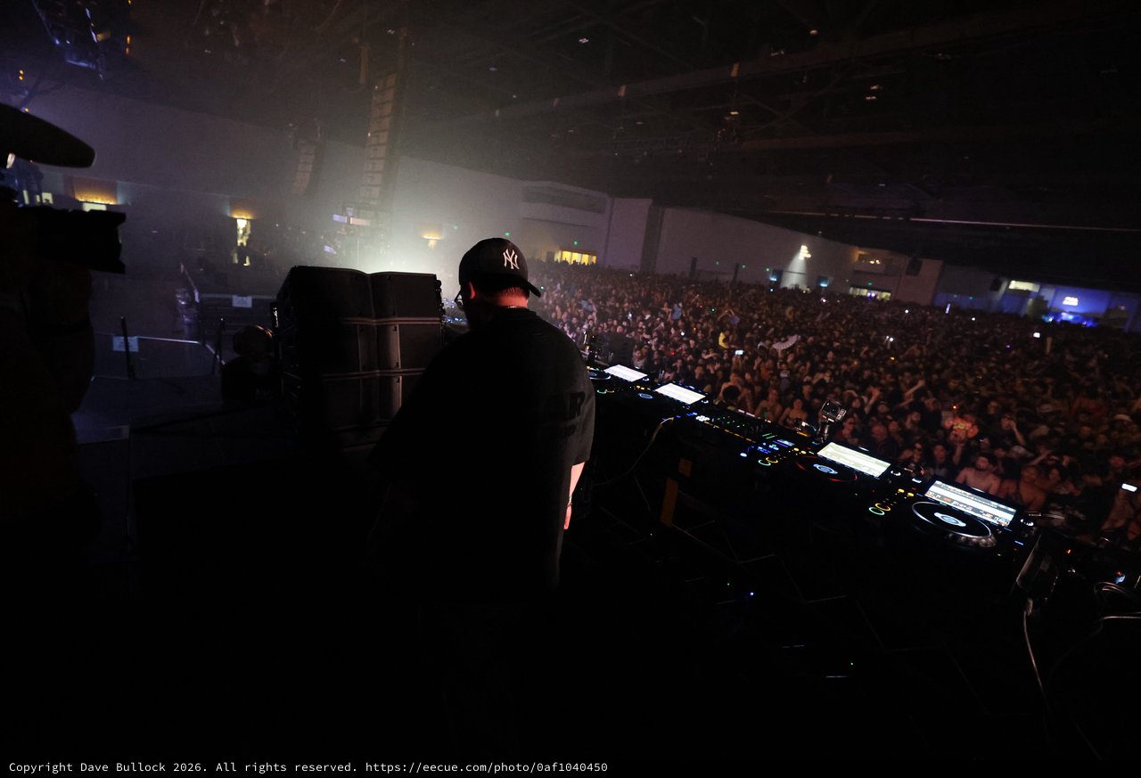 DJ Commands Massive Crowd at Wobbleland 2026