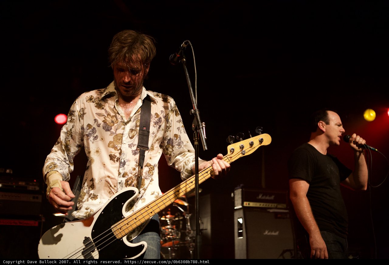 Bass Grooves on Stage