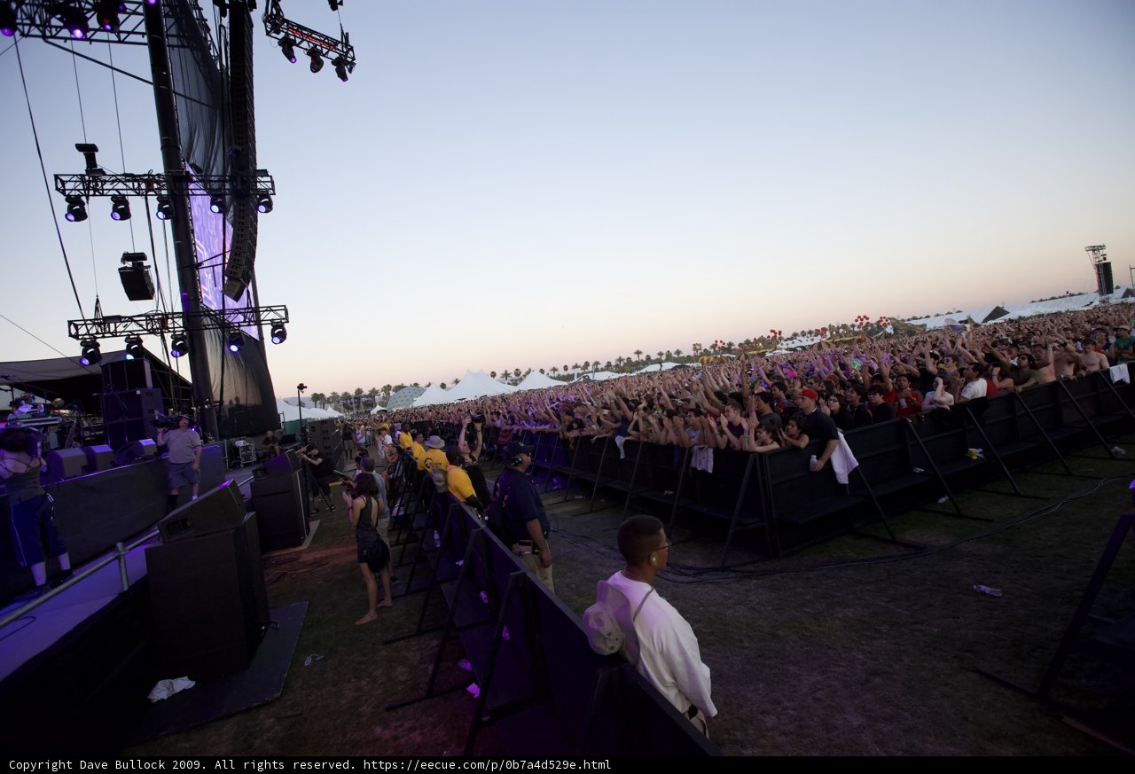 Coachella 2009 Concert in Full Swing