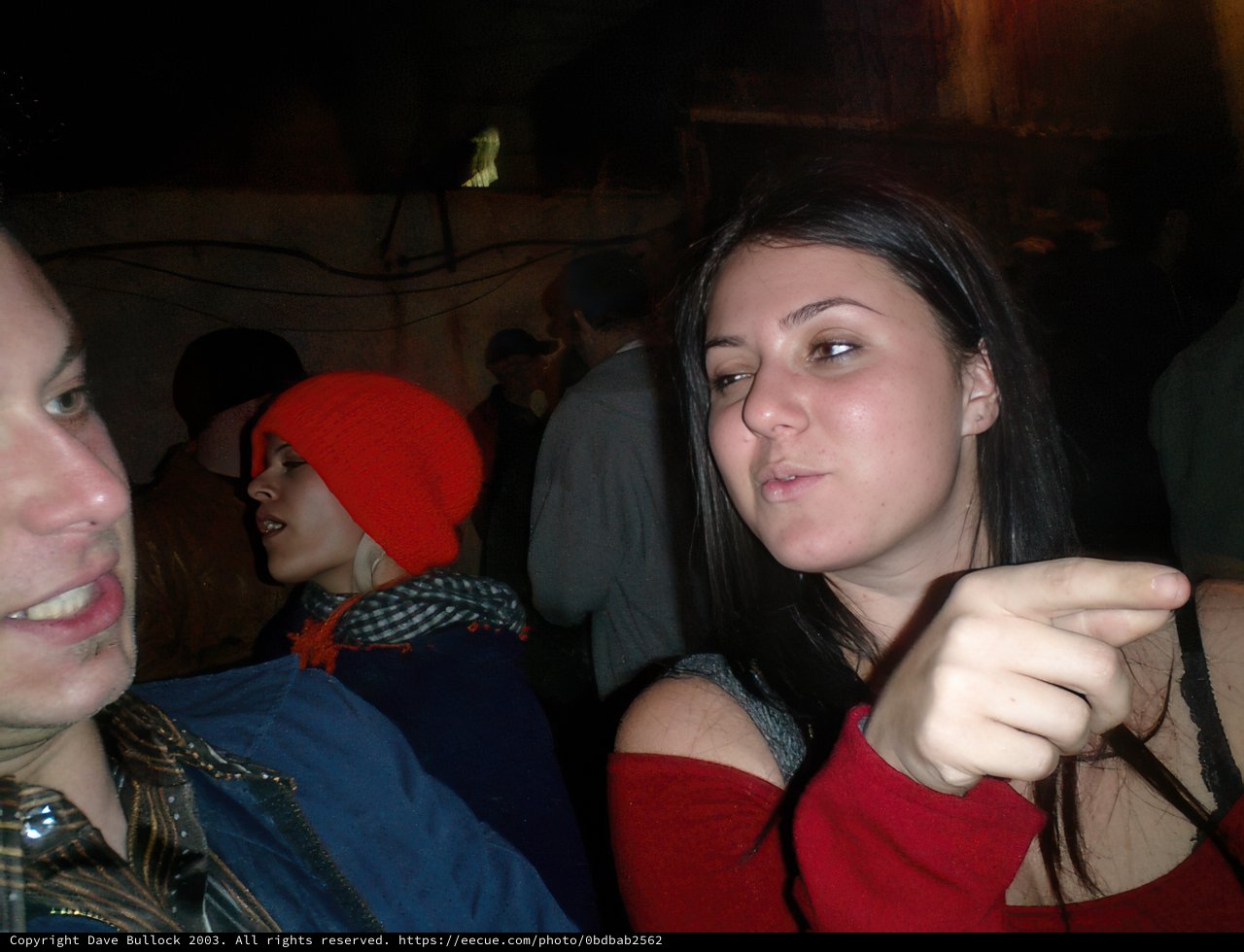 Pointing Out the Look