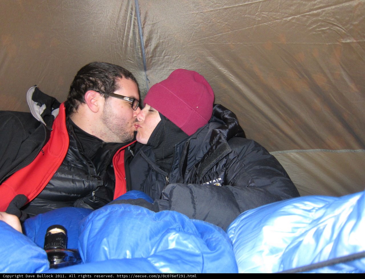 Cozy Kiss in the Tent