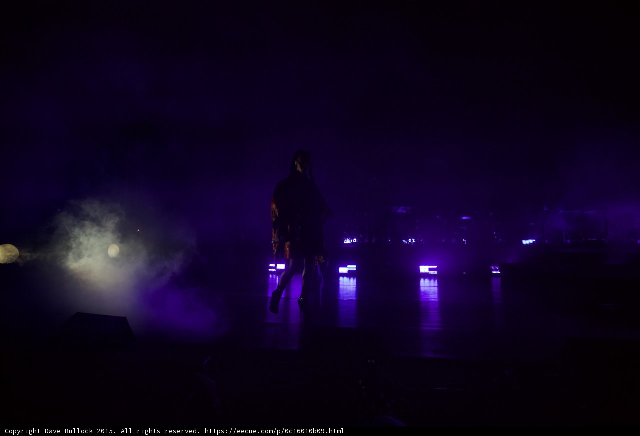 FKA twigs Wide Stage Purple Lighting Silhouette Walking Red Kimono Black Boots LED Lights Heavy Haze Moon