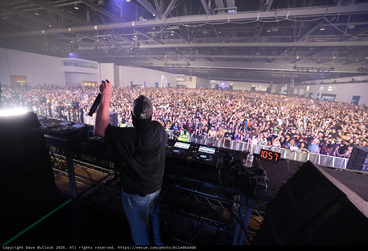 DJ Commands Massive Indoor Festival Crowd at Wobbleland