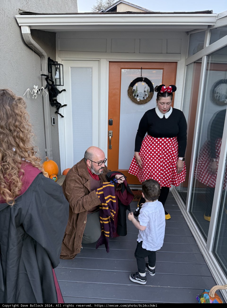 Halloween Greetings at the Doorstep