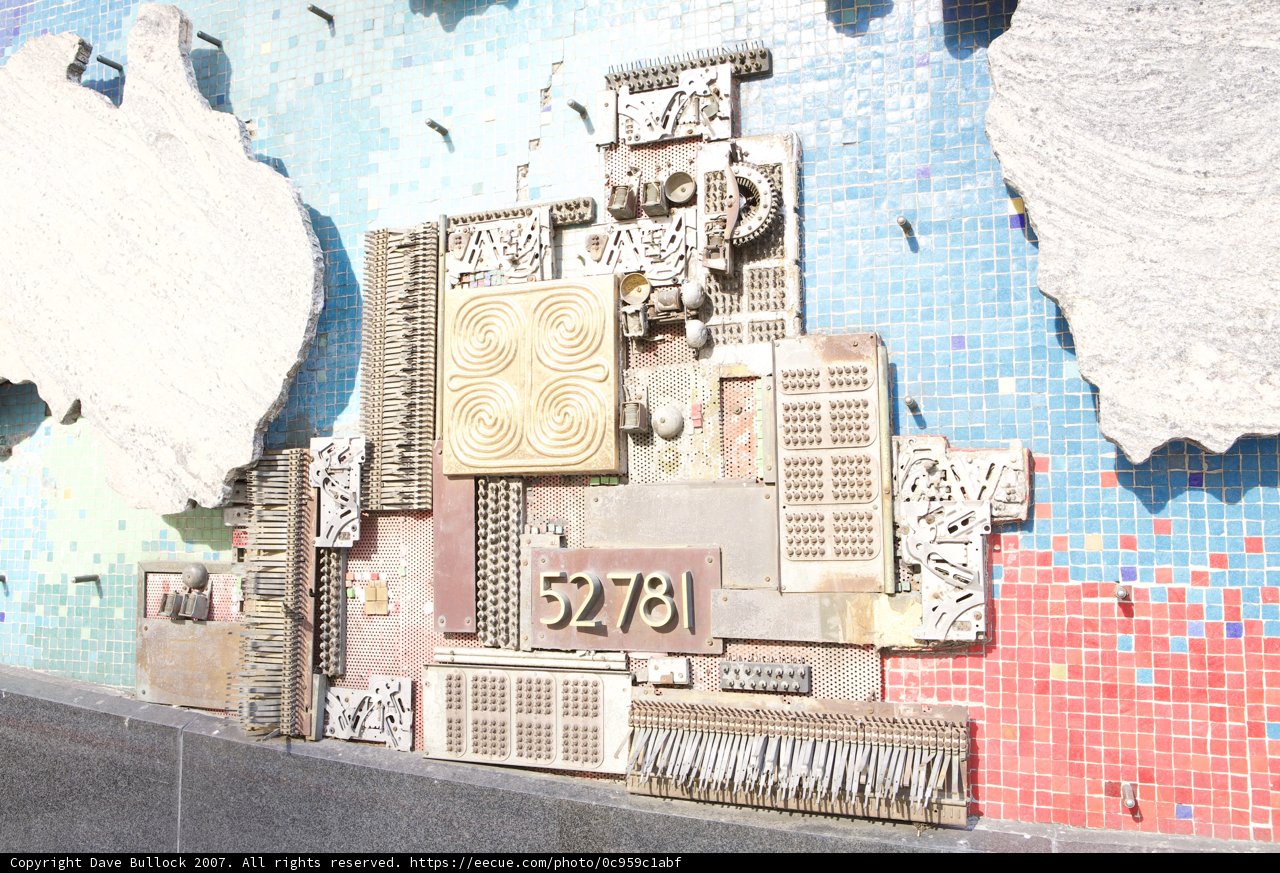 A Multifaceted Wall of Building and Art
