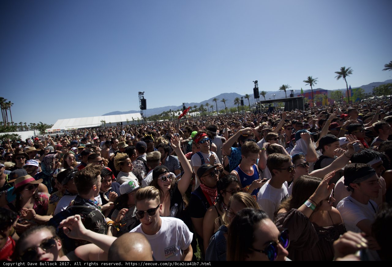 Coachella 2017 Crowd at Sunset