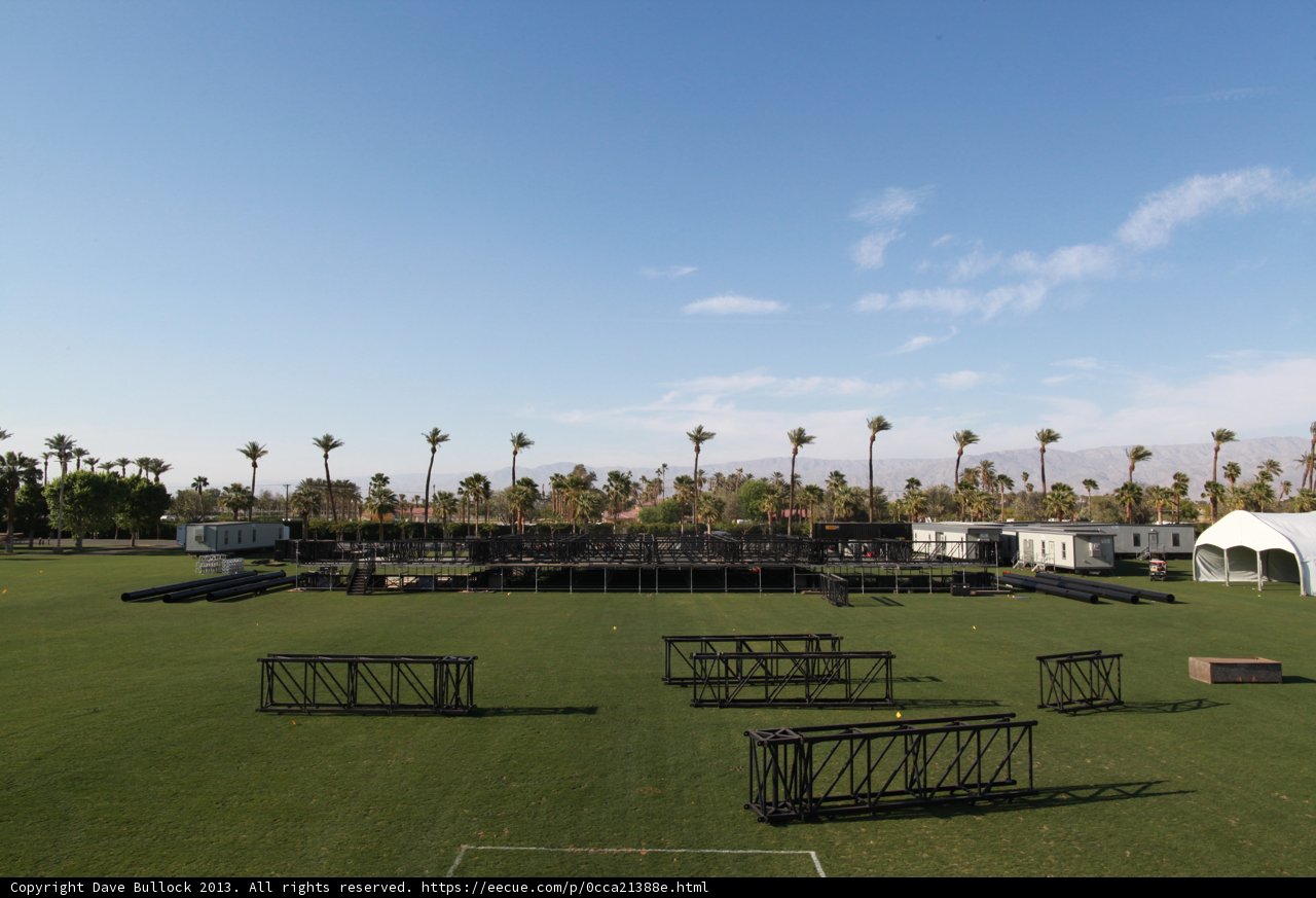 Stage Sets Under the Vast Sky