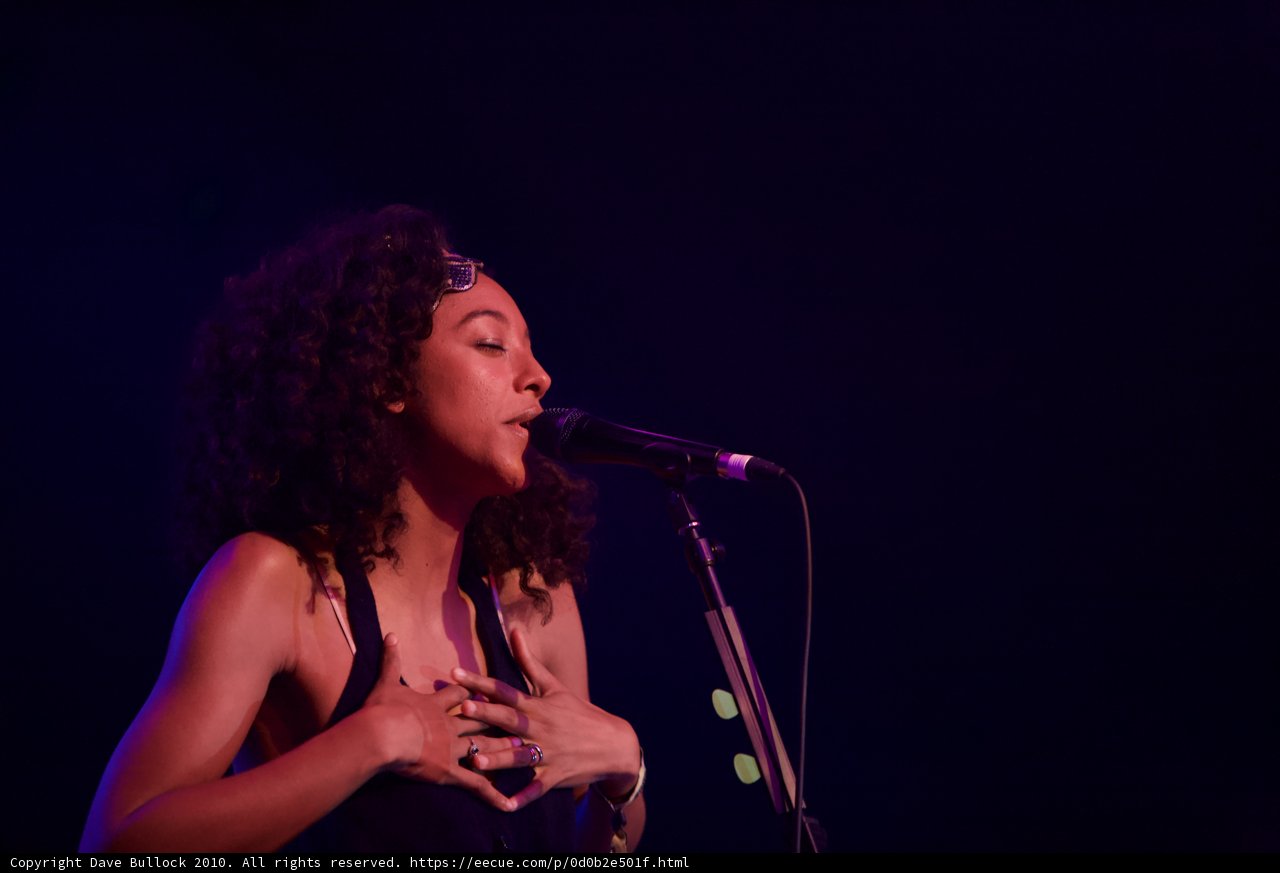 Captivating Performance by Corinne Bailey Rae
