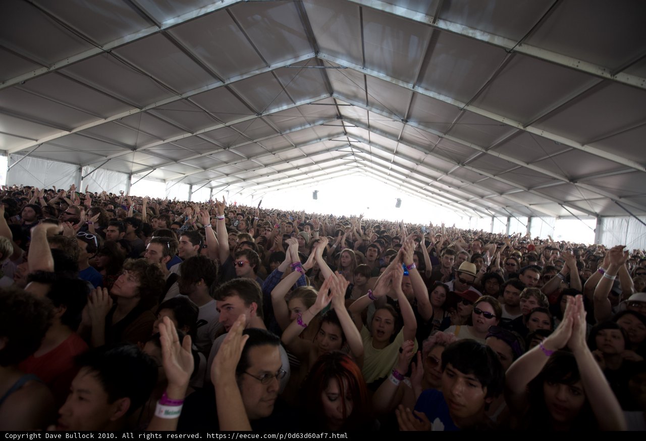 Saturday 1 Coachella Concert Crowd