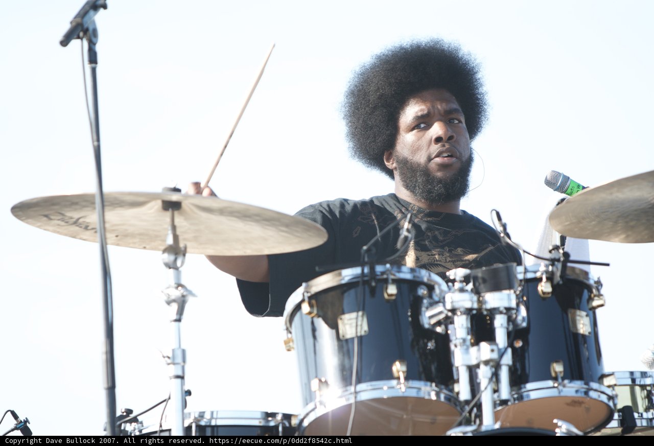 Grooving with the Beat: Questlove Playing Drums at Coachella 2007