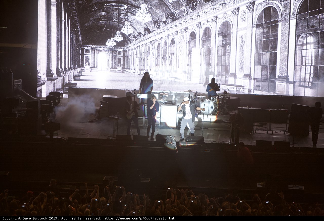 The Arch Stage Show
