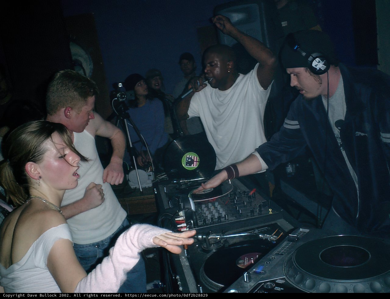 Spinning Tracks in Style
