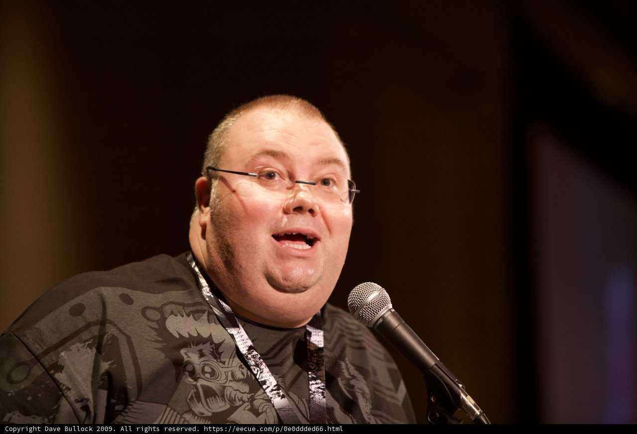 Louie Anderson Speaks to a Packed Crowd