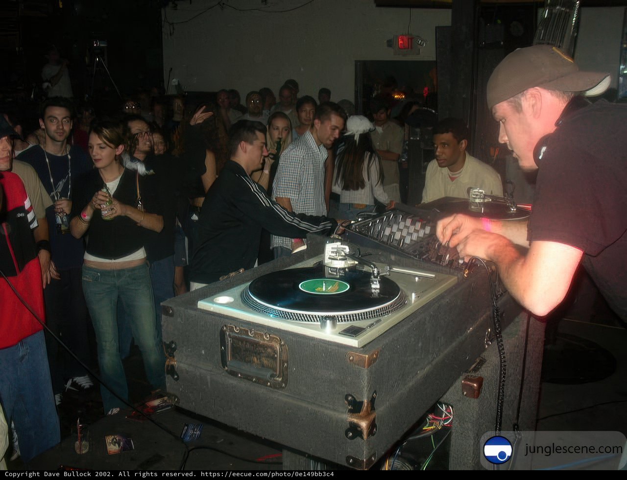 DJ Chris L Gets the Party Started