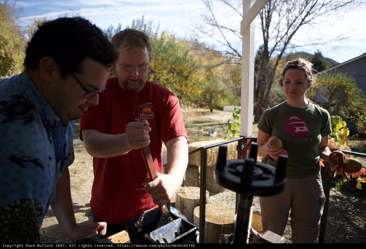Autumn Apple Cider Press at Oak Glen Farm