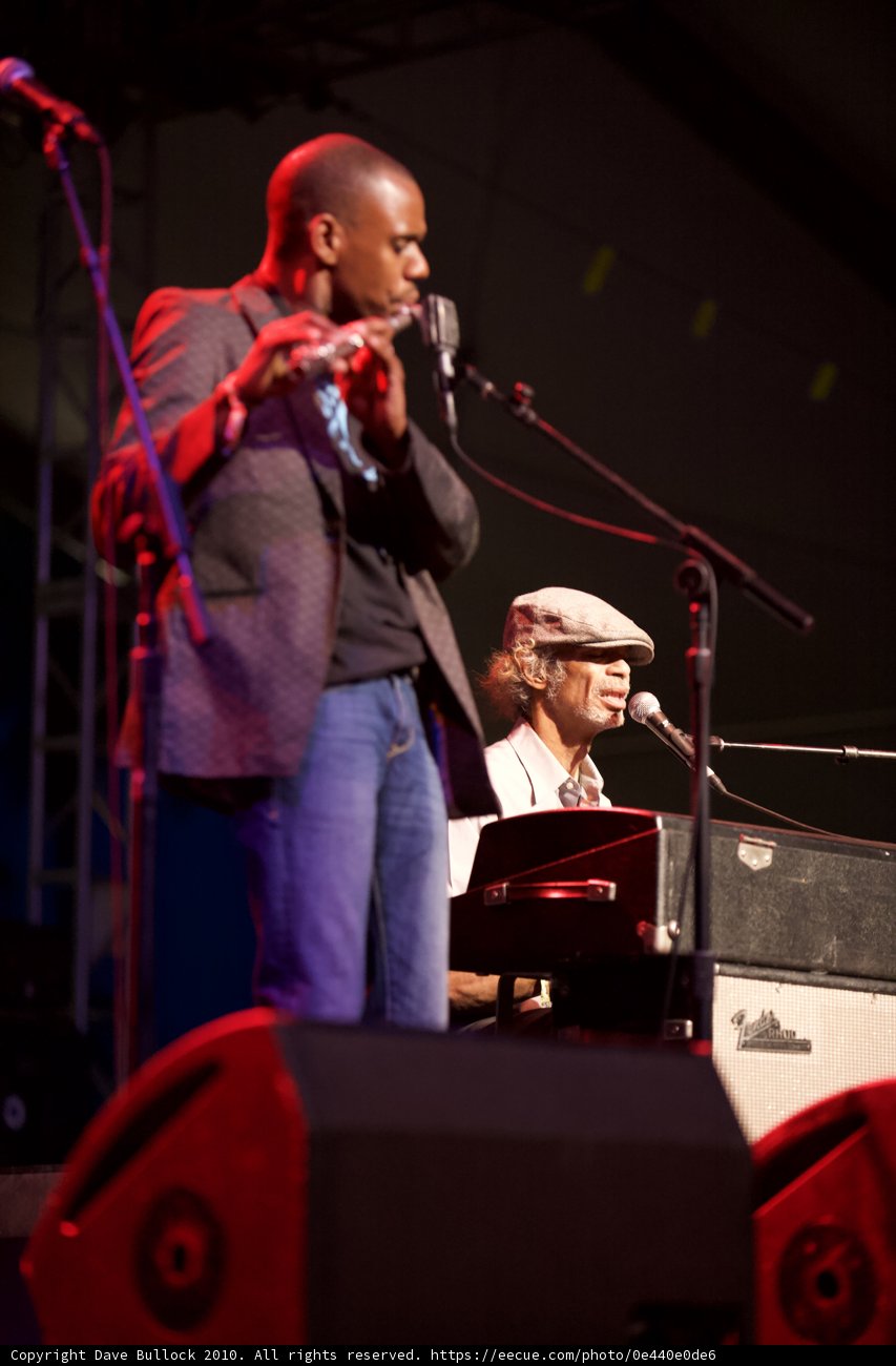 Musical Harmony on Stage