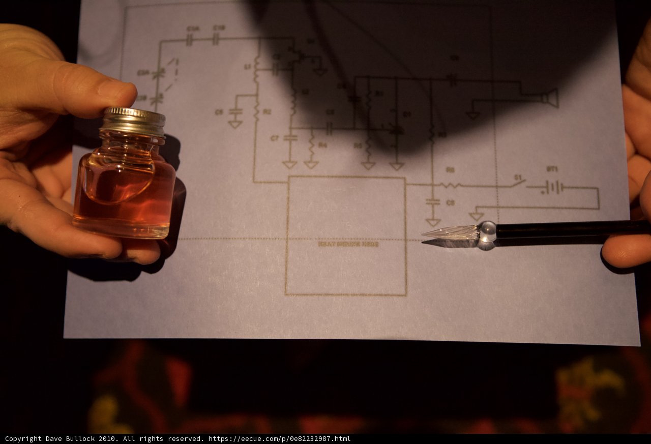 Technical Diagram and Liquid Container