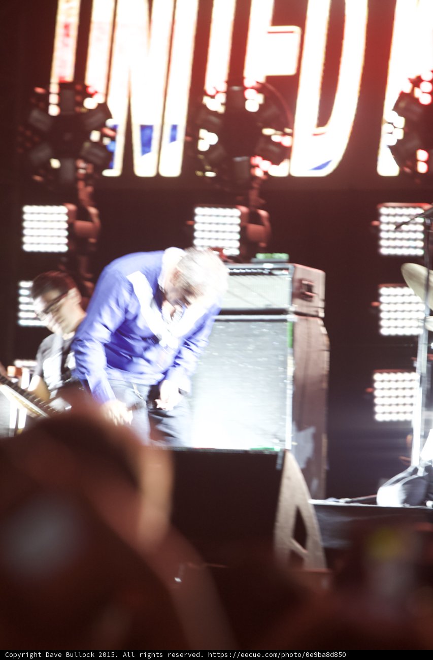 Morrissey Bowing Motion Blur Blue Shirt Bassist Blackstar Amp LED Panels UNITED Screen Crowd