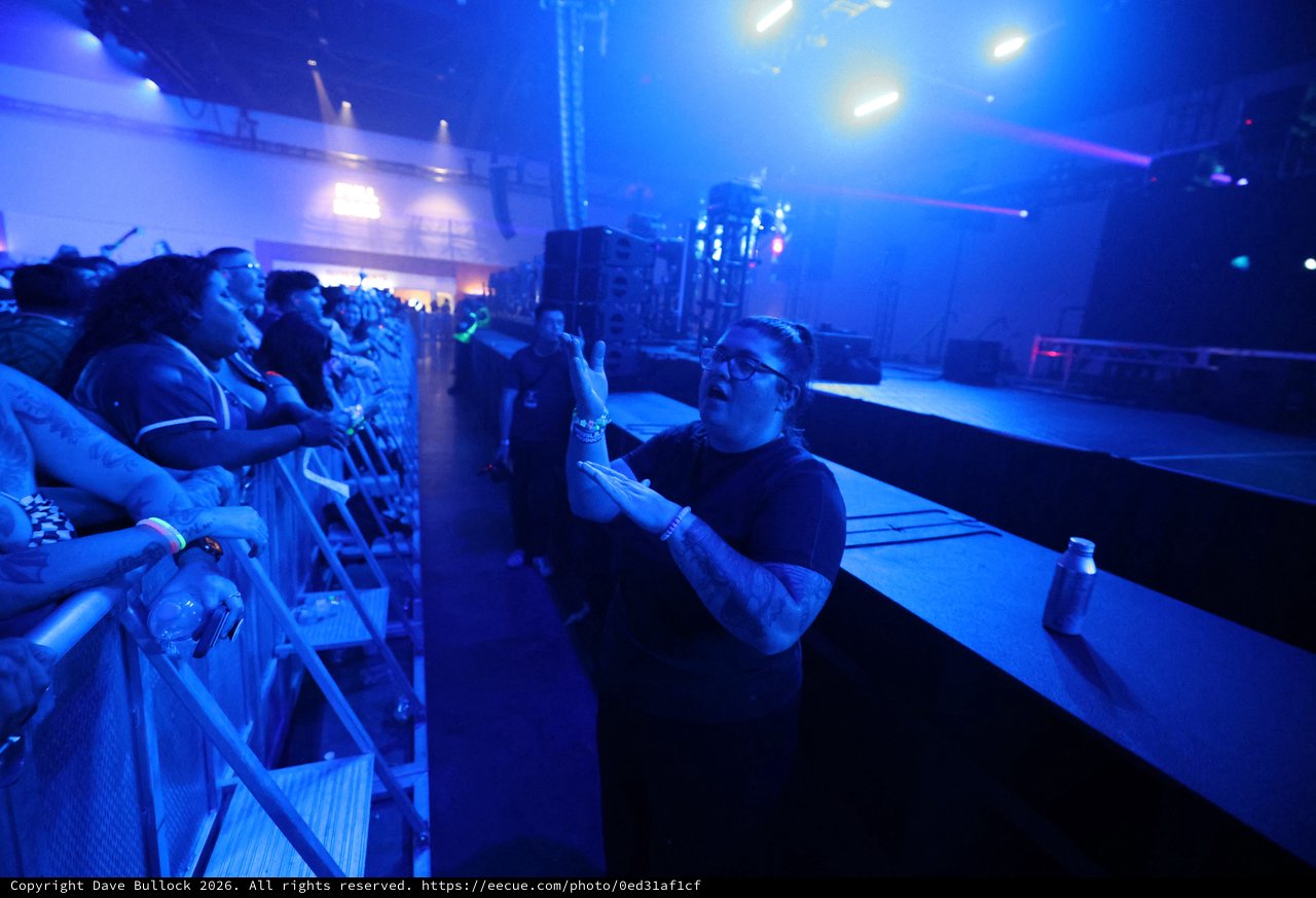 Fan Reaches Out at Wobbleland 2026 Concert