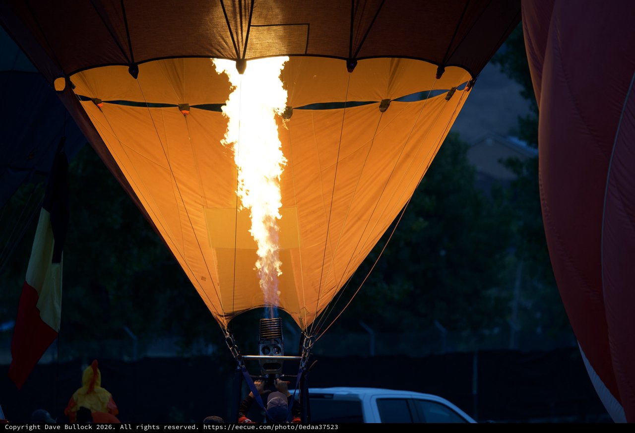 Fire and Fabric: Hot Air Balloon Ignition at Dawn