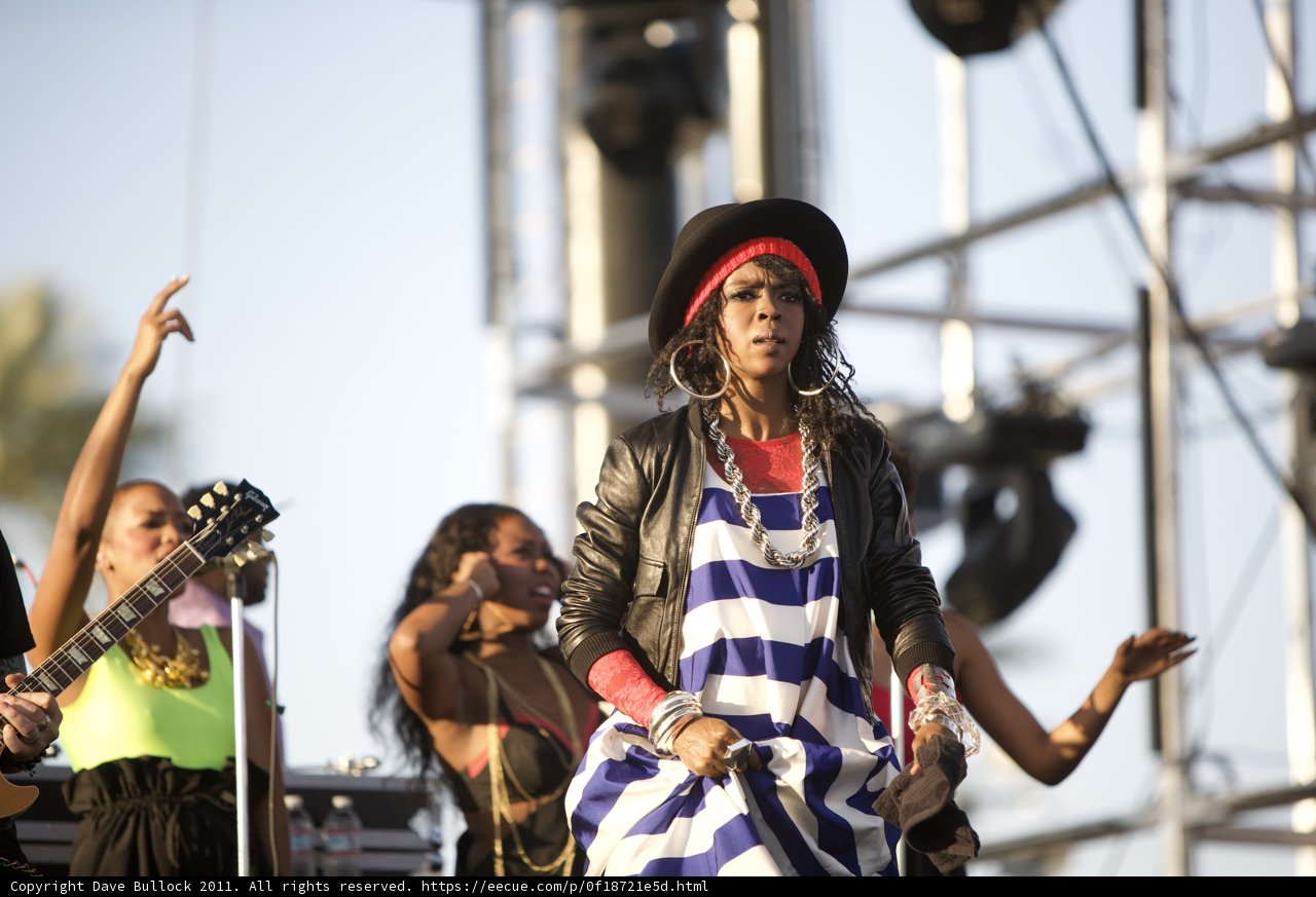 Lauryn Hill Rocks Coachella stage in a Striped Dress and Hat