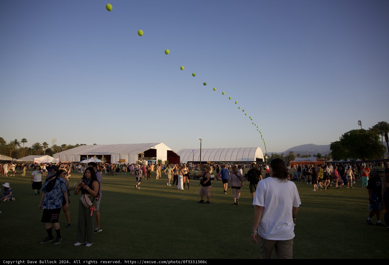 Festival Vibes: An Afternoon at Coachella 2024