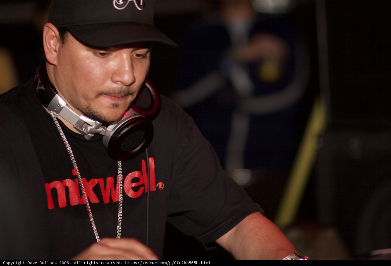 DJ Vibes