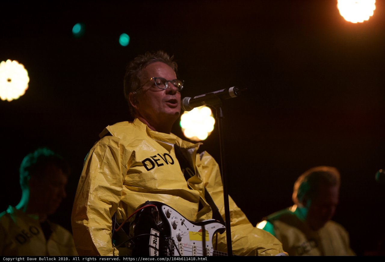 Spotlight on Mark Mothersbaugh's Performance