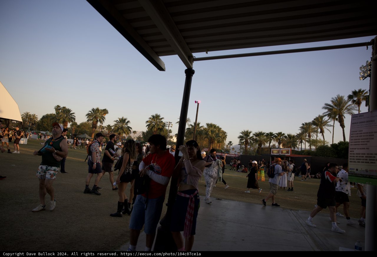 Summer Vibes at Coachella 2024: Casual Styles and Lively Crowds