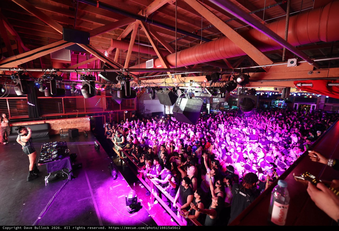 Packed Crowd Surges at Wobbleland 2026 Festival