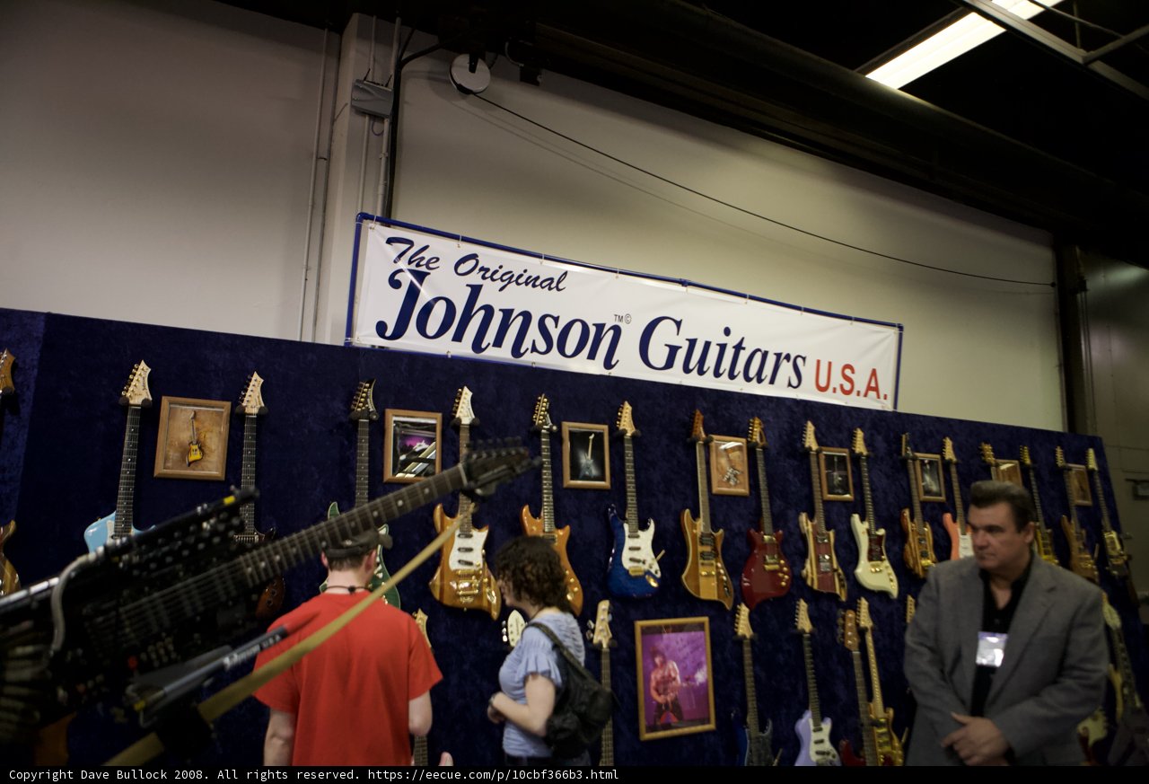 Johnson Guitar Electrifies the Crowd