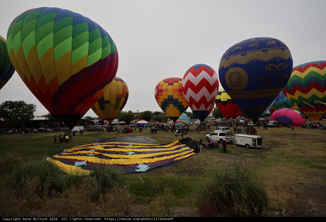 Colorful Hot Air Balloons Launch at Sonoma County Classic