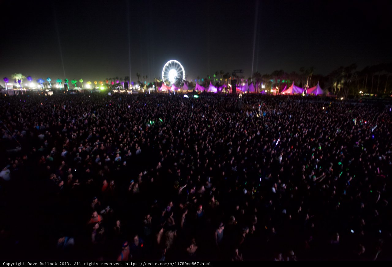 Slash Shreds Under the Night Sky at Coachella