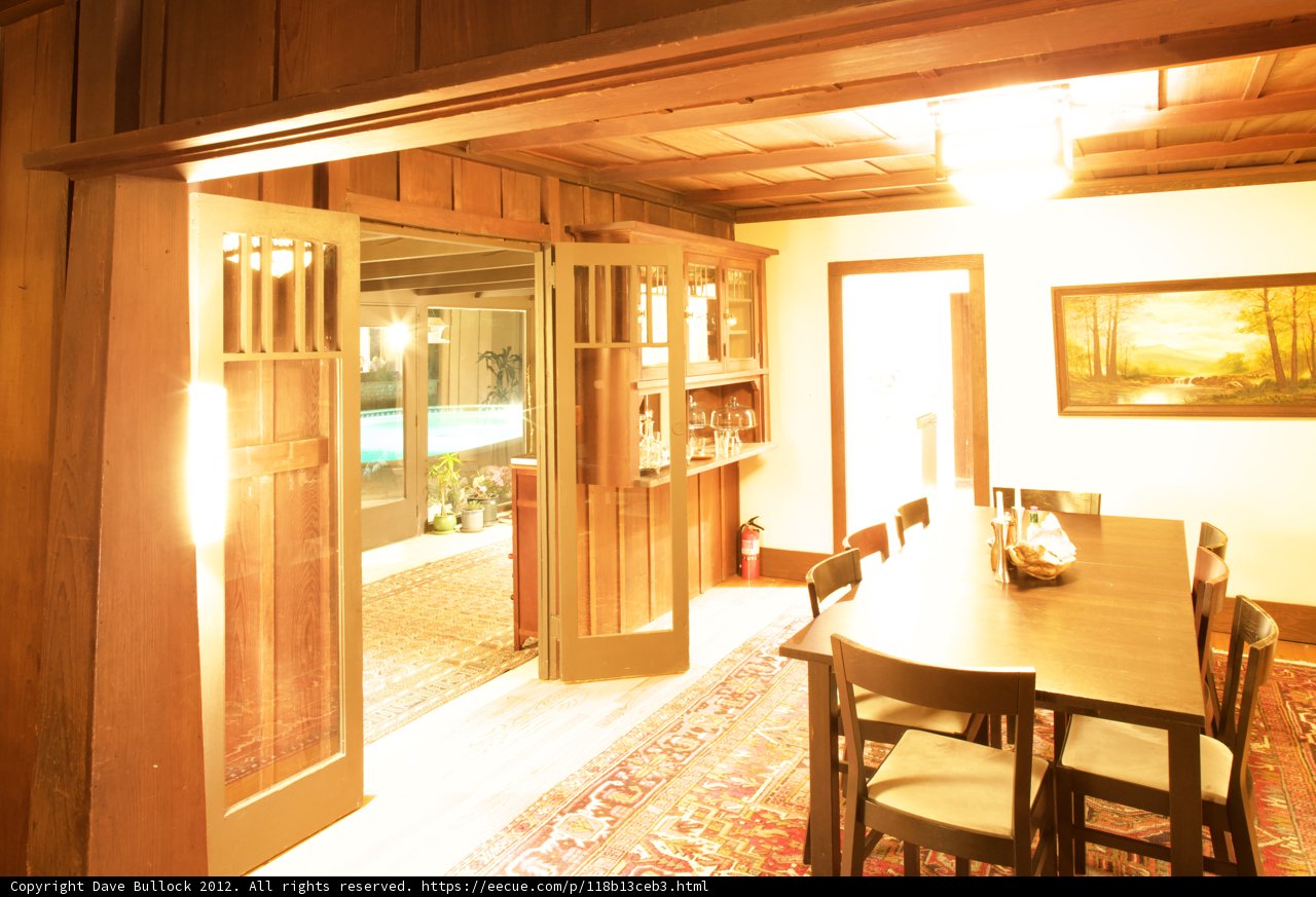 Rustic Charm in a Dining Room