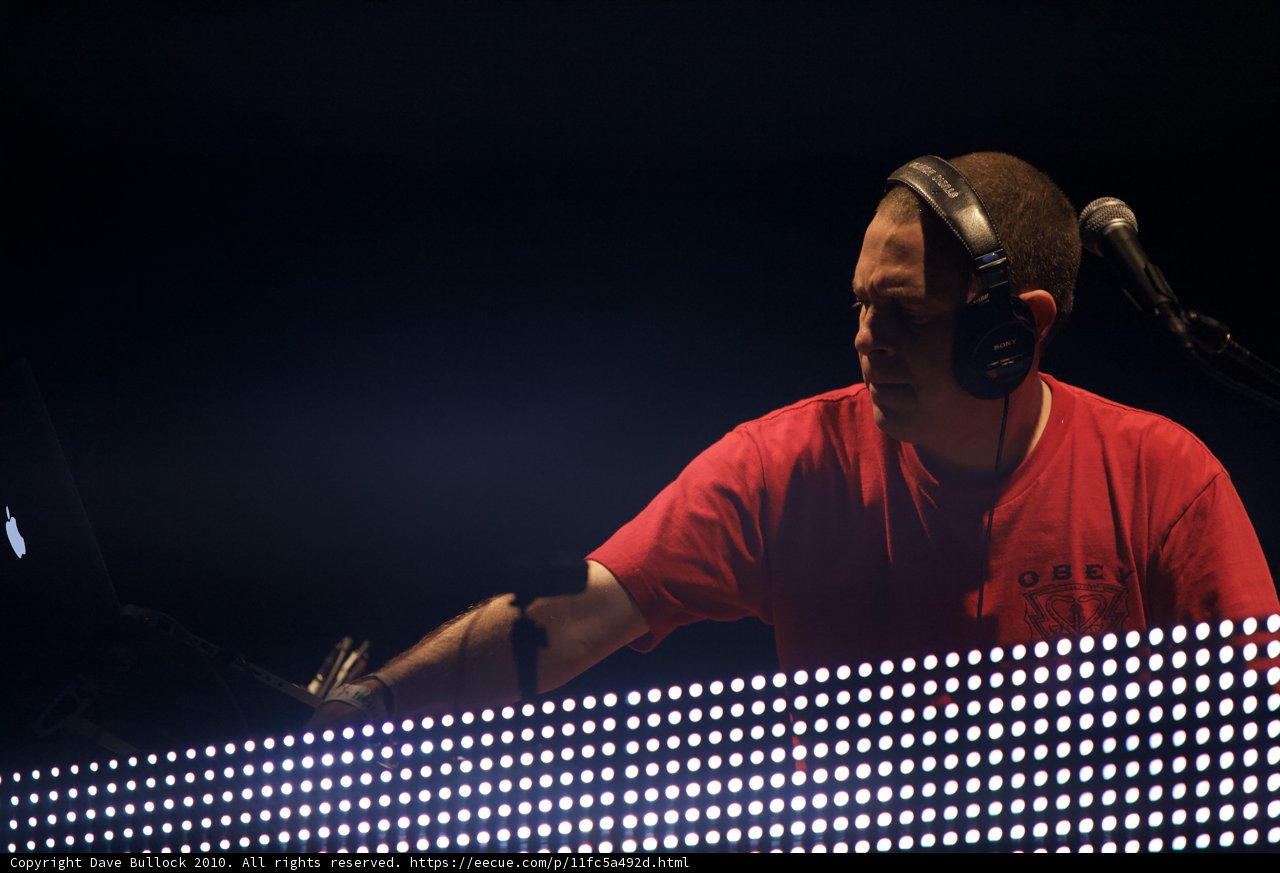 Red shirted DJ rocks Coachella worth his beats