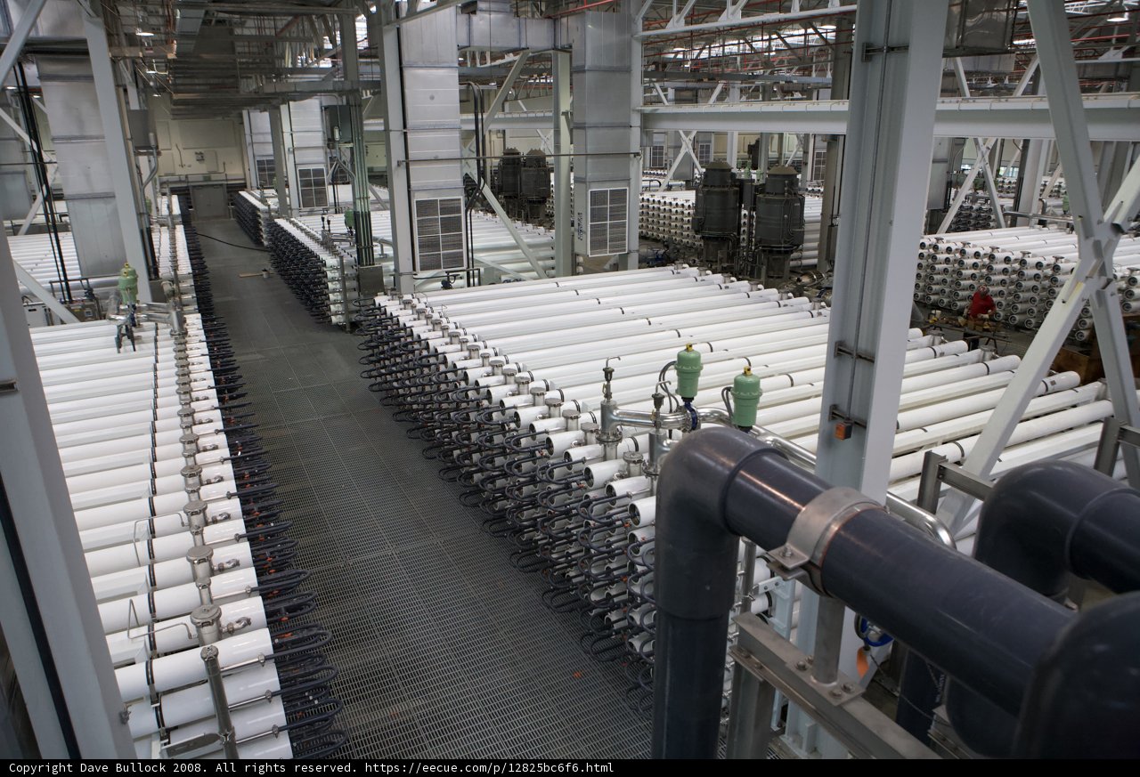 Pipe-stacked Factory