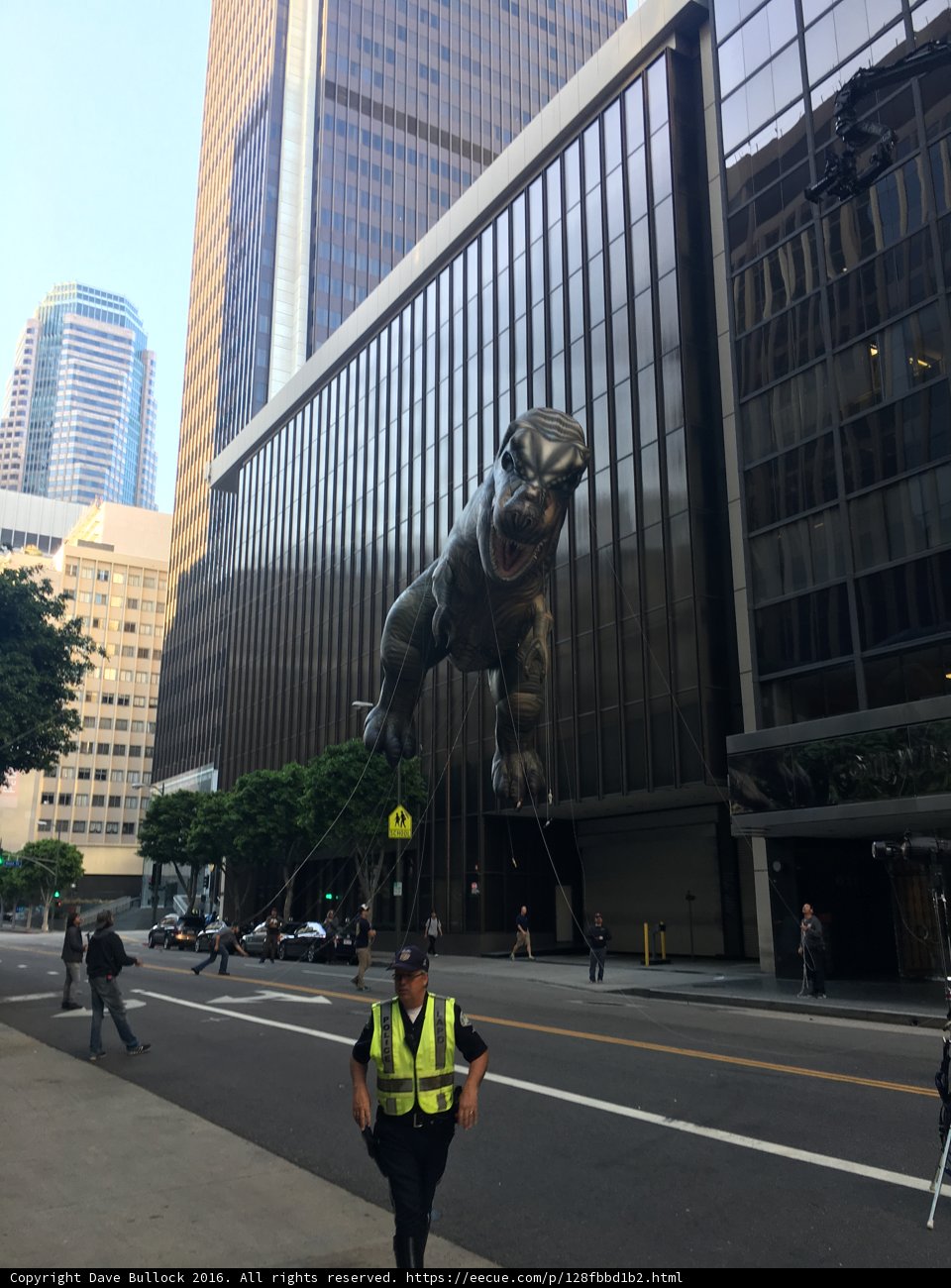 Walking in Metropolis