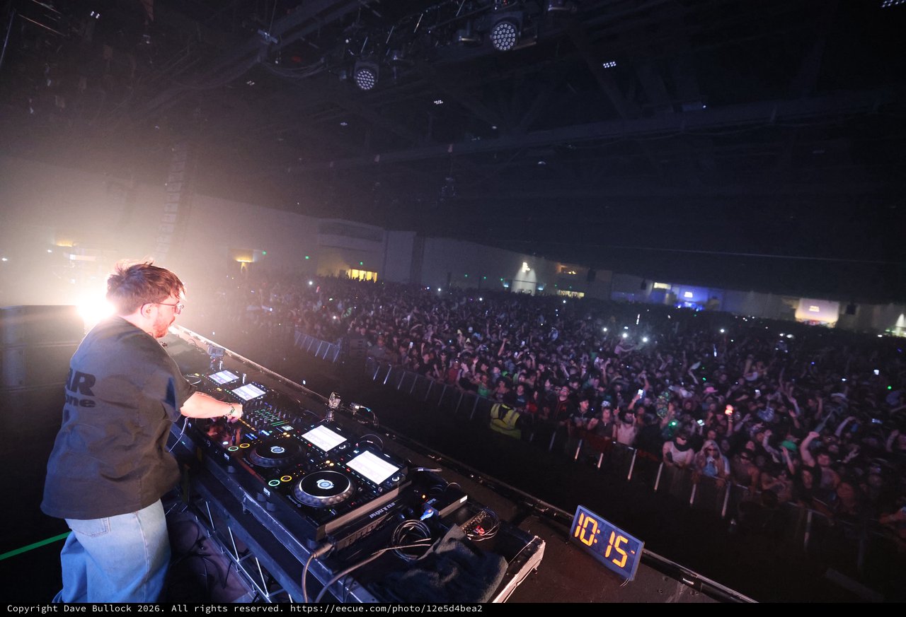 DJ Commands Massive Crowd at Wobbleland Festival 2026