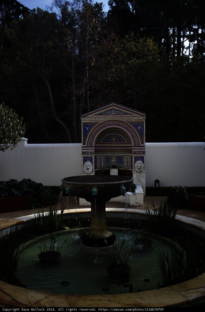 Majestic Fountain in Altadena Park