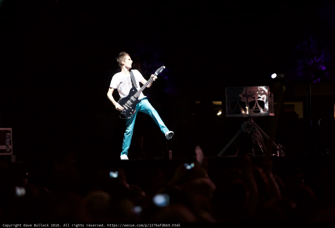Matthew Bellamy Rocks Coachella 2010