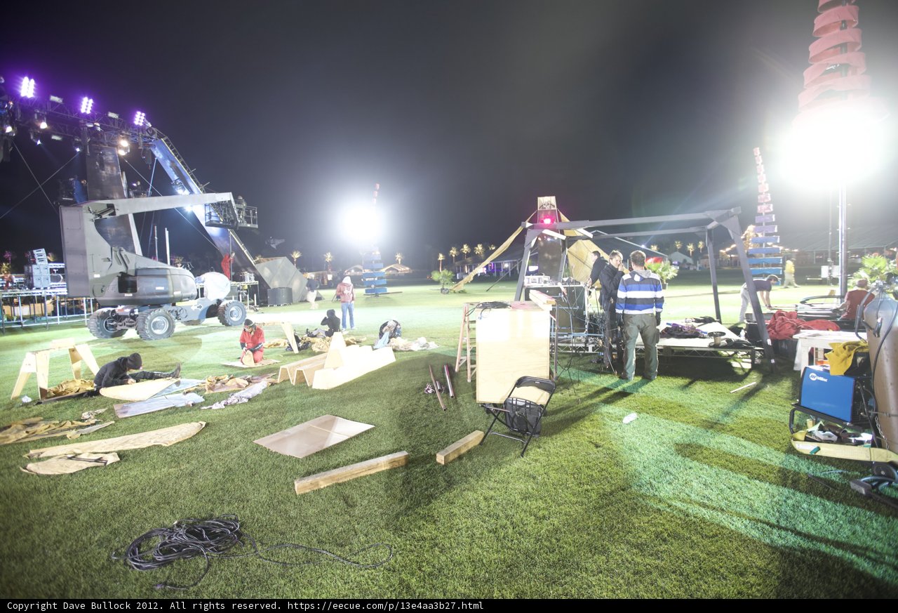 Lighting up the Night: A Spectacular Concert Crowd