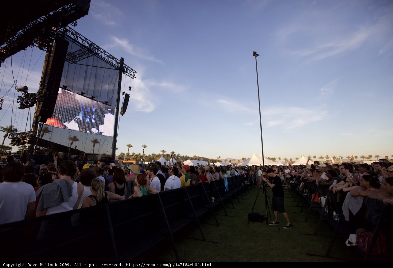 Coachella 2009: Crowd Watching Concert on Large Screen