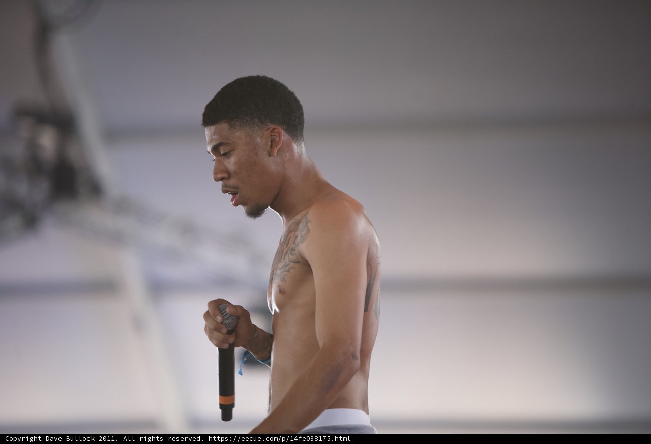 Hodgy Takes the Stage