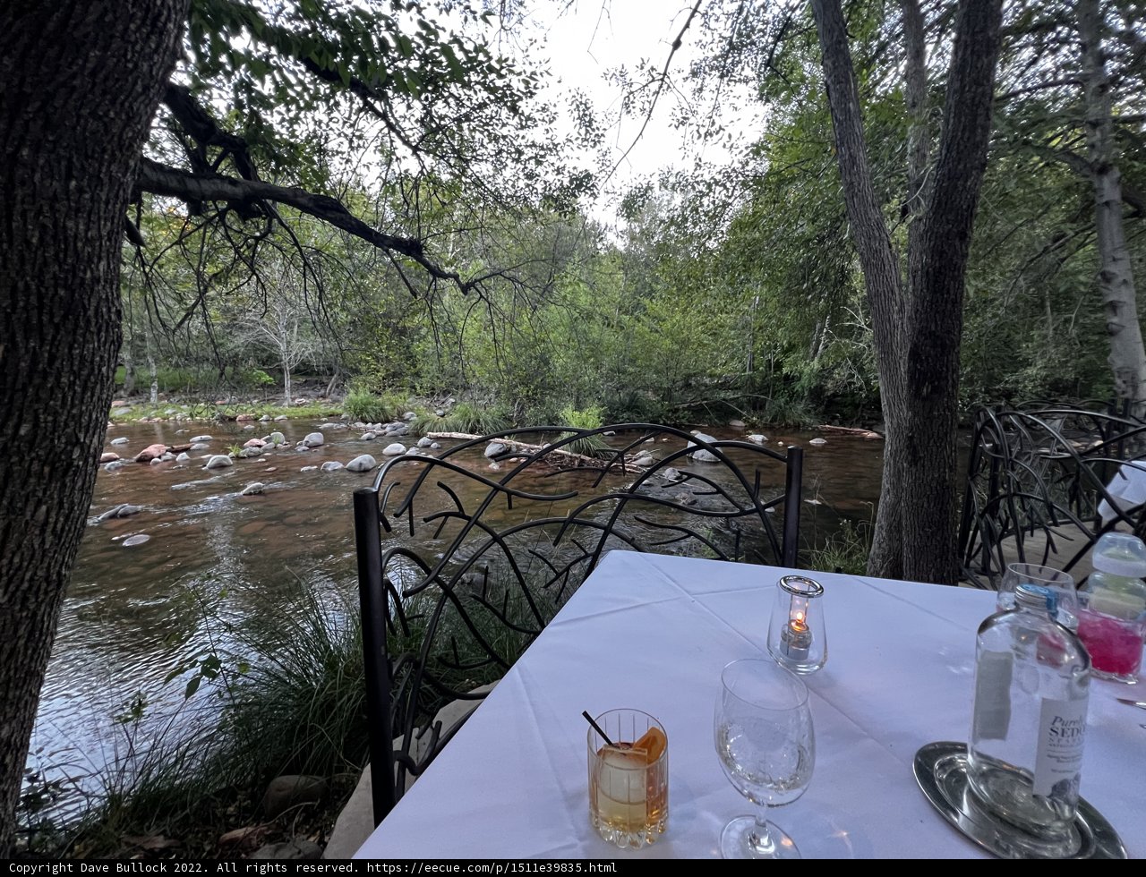 Riverside Dining in Coconino National Forest