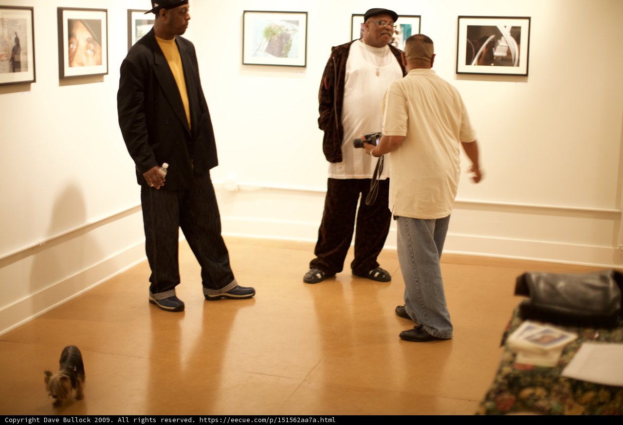 Art Gallery Encounter
